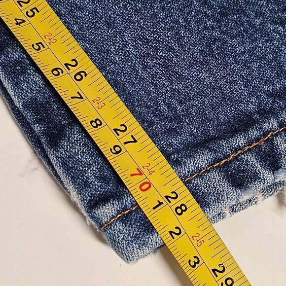 Wrangler Vintage Straight Leg Distressed Jeans Hi-Rise Mid Wash Denim Mens 36x30 - Picture 13 of 14